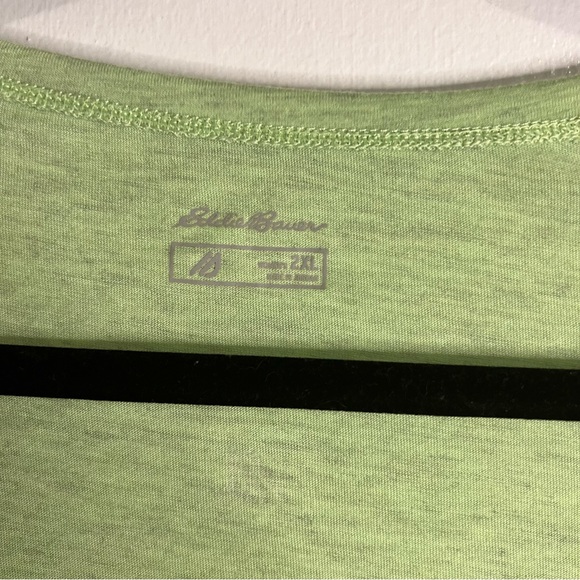Eddie Bauer Motion Tee - Picture 3 of 5